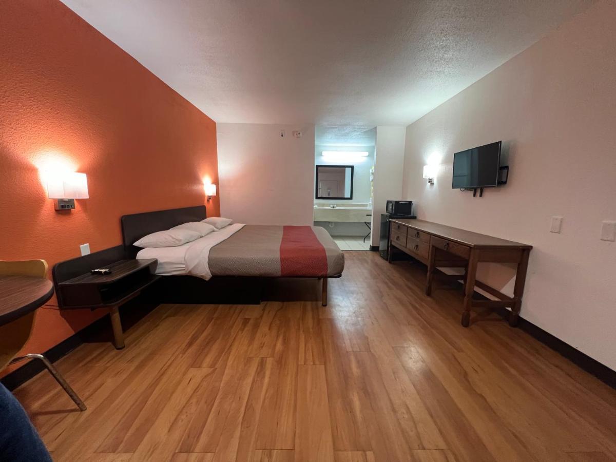 Motel 6 Lake Charles, La Eksteriør billede