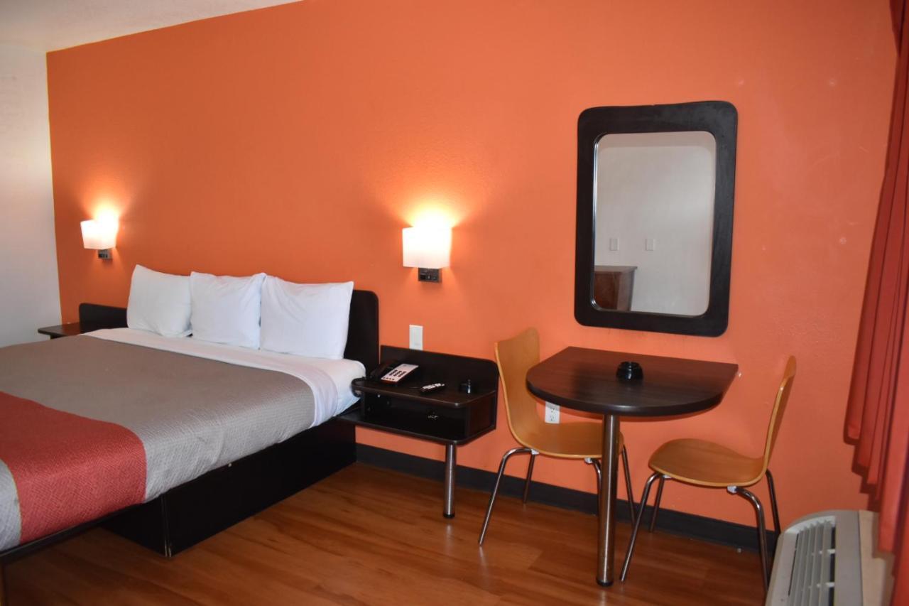 Motel 6 Lake Charles, La Eksteriør billede