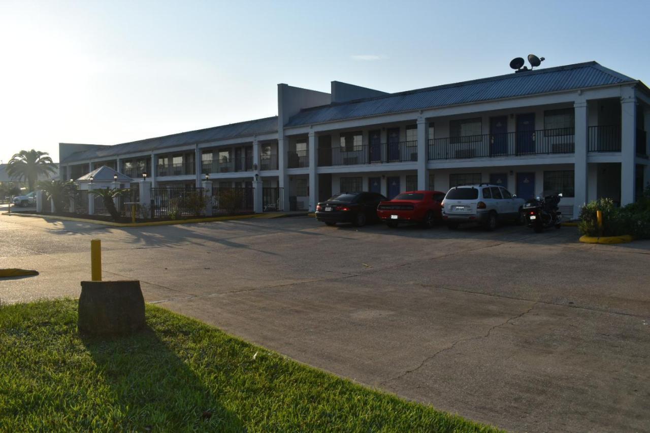 Motel 6 Lake Charles, La Eksteriør billede