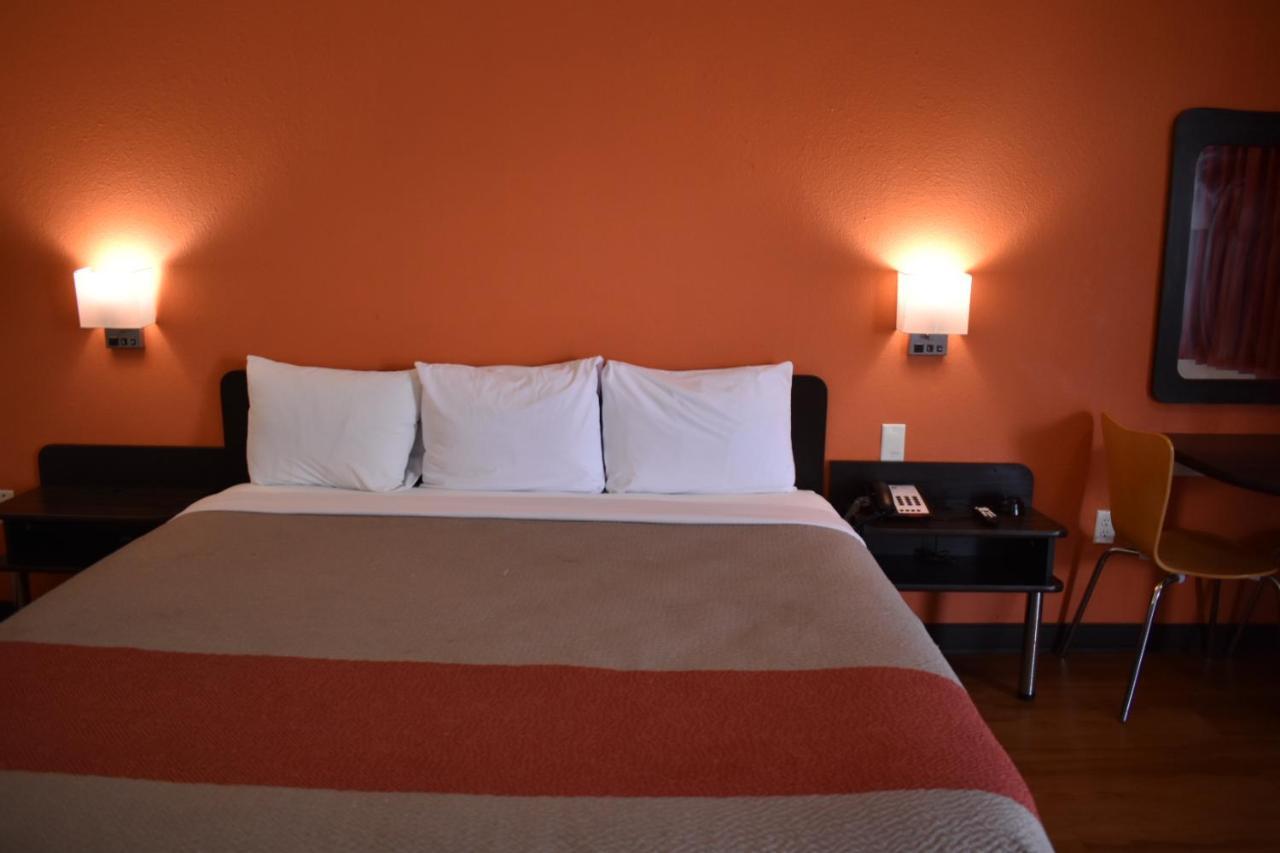 Motel 6 Lake Charles, La Eksteriør billede